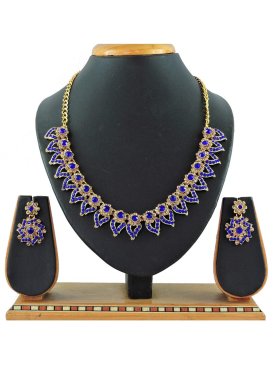 Nice Blue and Gold Alloy Gold Rodium Polish Necklace Set For Ceremonial
