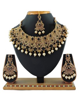 Lordly Moti Work Necklace Set