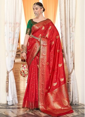Trendy Classic Saree For Ceremonial