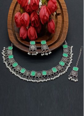 Swanky Sea Green and White Silver Rodium Polish Necklace Set For Ceremonial