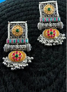 Unique Silver Rodium Polish Stone Work Earrings