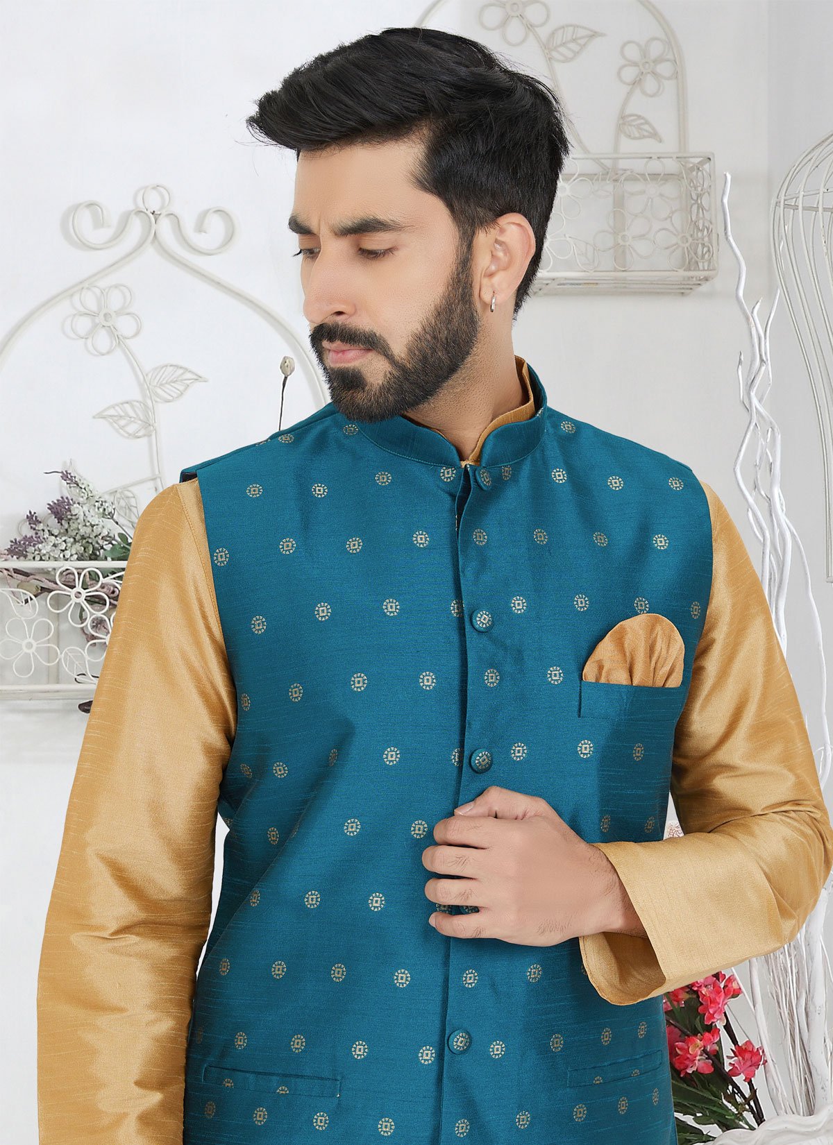 Men'S Solid Dupion Kurta Pajama With Woven Jacqaurd Waistcoat main image 0