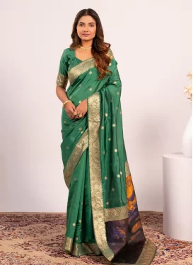 Green Silk Blend Classic Saree with Digital Print Work for Festival