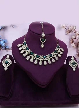 Alloy Gold Rodium Polish Necklace Set For Ceremonial