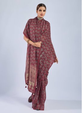 Digital Print Work Chiffon Traditional Saree in Maroon for Women