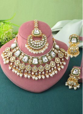 Gold Rodium Polish Beads Work Alloy Necklace Set