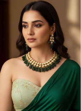 Bottle Green and White Alloy Necklace Set For Festival