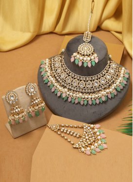 Alloy Multi Colour Necklace Set