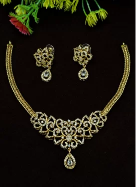 White Gold Rodium Polish Necklace Set