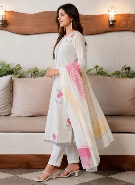 Digital Print Work Cotton Readymade Salwar Suit in Off White for Women
