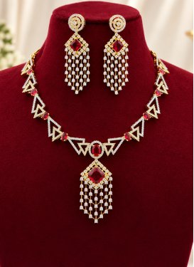 Alloy Stone Work Red and White Gold Rodium Polish Necklace Set