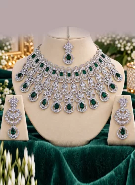 Bottle Green and White Alloy Necklace Set For Festival