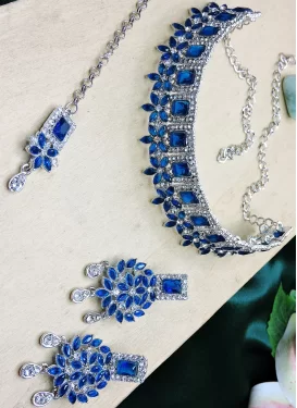Alloy Stone Work Necklace Set For Ceremonial