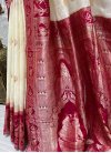 Handloom Silk Beige and Maroon Trendy Classic Saree - 3