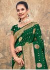 Silk Blend Trendy Classic Saree - 2