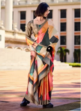 Digital Print Work Classic Saree For Casual in Multi Colour