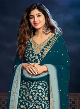 Shilpa Shetty Dola Silk Straight Suit with Embroidered Work for Festival in Teal
