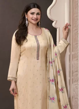 Prachi Desai Satin Georgette Straight Suit with Embroidered Work in Cream
