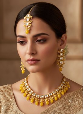 Alloy Beads Work Mustard and White Necklace Set