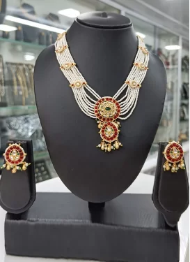 Alloy Gold Rodium Polish Red and White Beads Work Necklace Set