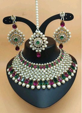 Alluring Beads Work Alloy Gold Rodium Polish Necklace Set