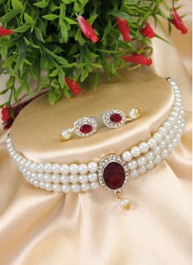 Alluring Beads Work Gold Rodium Polish Necklace Set