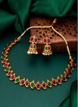 Alluring Green and Maroon Stone Work Necklace Set