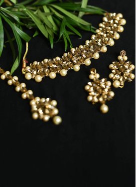 Alluring Moti Work Alloy Gold Rodium Polish Necklace Set