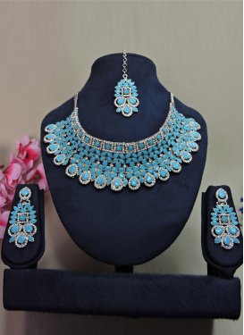 Alluring Silver Rodium Polish Stone Work Necklace Set For Party