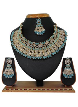 Amazing Alloy Firozi and White Necklace Set For Bridal