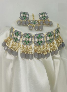Amazing Alloy Moti Work Jewellery Set