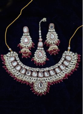Amazing Alloy Necklace Set For Bridal