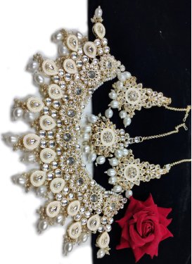 Amazing Beads Work Alloy Gold Rodium Polish Necklace Set For Festival