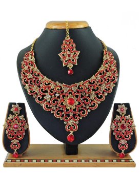 Amazing Gold and Red Stone Work Necklace Set