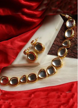 Amazing Gold Rodium Polish Necklace Set