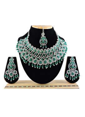 Amazing Green and Silver Color Alloy Necklace Set