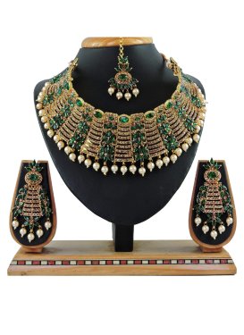 Amazing Moti Work Bottle Green and Gold Alloy Necklace Set