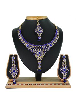 Amazing Stone Work Blue and White Necklace Set for Festival