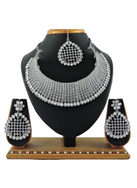 Amazing Stone Work Necklace Set For Ceremonial
