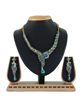 Amazing Teal and White Alloy Necklace Set