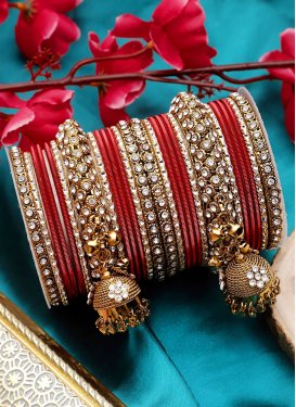 Arresting Gold and Maroon Alloy Bangles