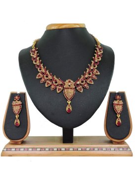 Artistic Alloy Gold Rodium Polish Beads Work Gold and Maroon Necklace Set