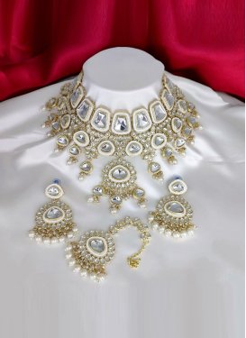 Artistic Alloy Gold Rodium Polish Necklace Set For Ceremonial