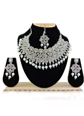 Artistic Diamond Work Alloy Silver Rodium Polish Necklace Set For Festival