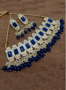 Artistic Gold Rodium Polish Diamond Work Alloy Necklace Set