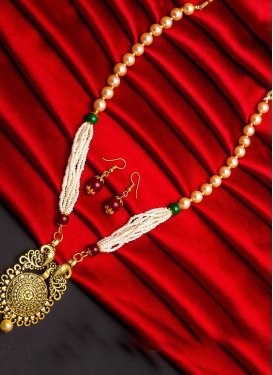 Artistic Gold Rodium Polish Necklace Set For Festival