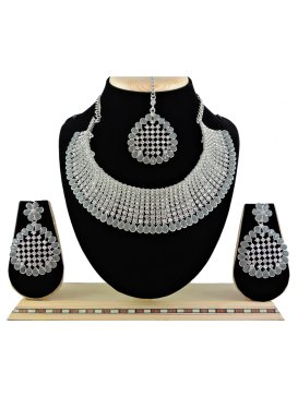 Artistic Grey and Silver Color Stone Work Necklace Set For Ceremonial