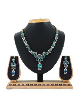 Artistic Teal and White Stone Work Necklace Set
