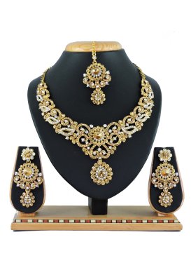 Attractive Alloy Gold Rodium Polish Necklace Set For Festival