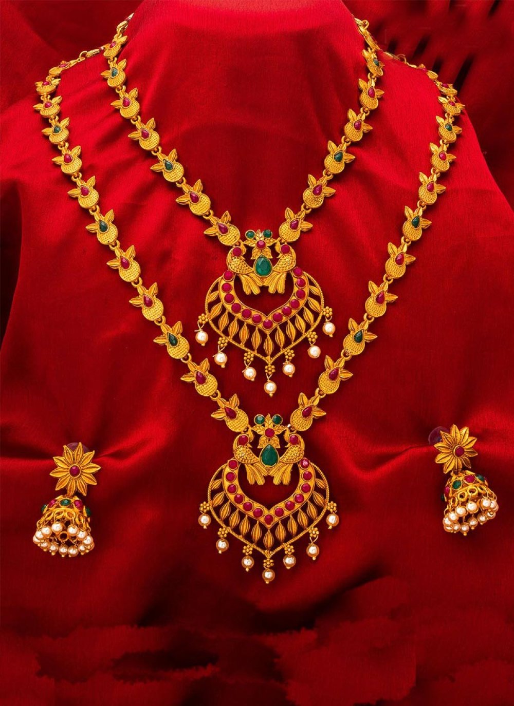 Attractive Gold and Green Alloy Necklace Set For Bridal
